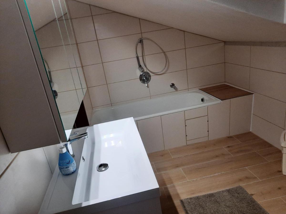 Apartment mit 3 Schlafzimmern (6 Erwachsene)